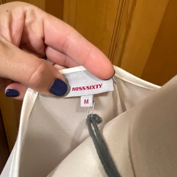 Miss Sixty NWT Logo Rock Punk Mesh Back Sz Med Shirt - Picture 3 of 4